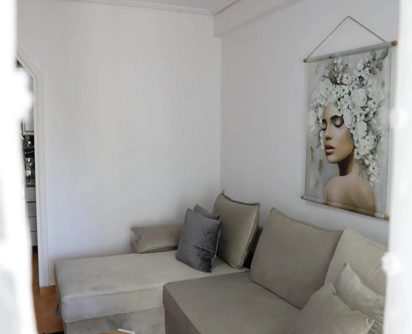 Casa Blanca Beachfront Apartament Sarande Apartment